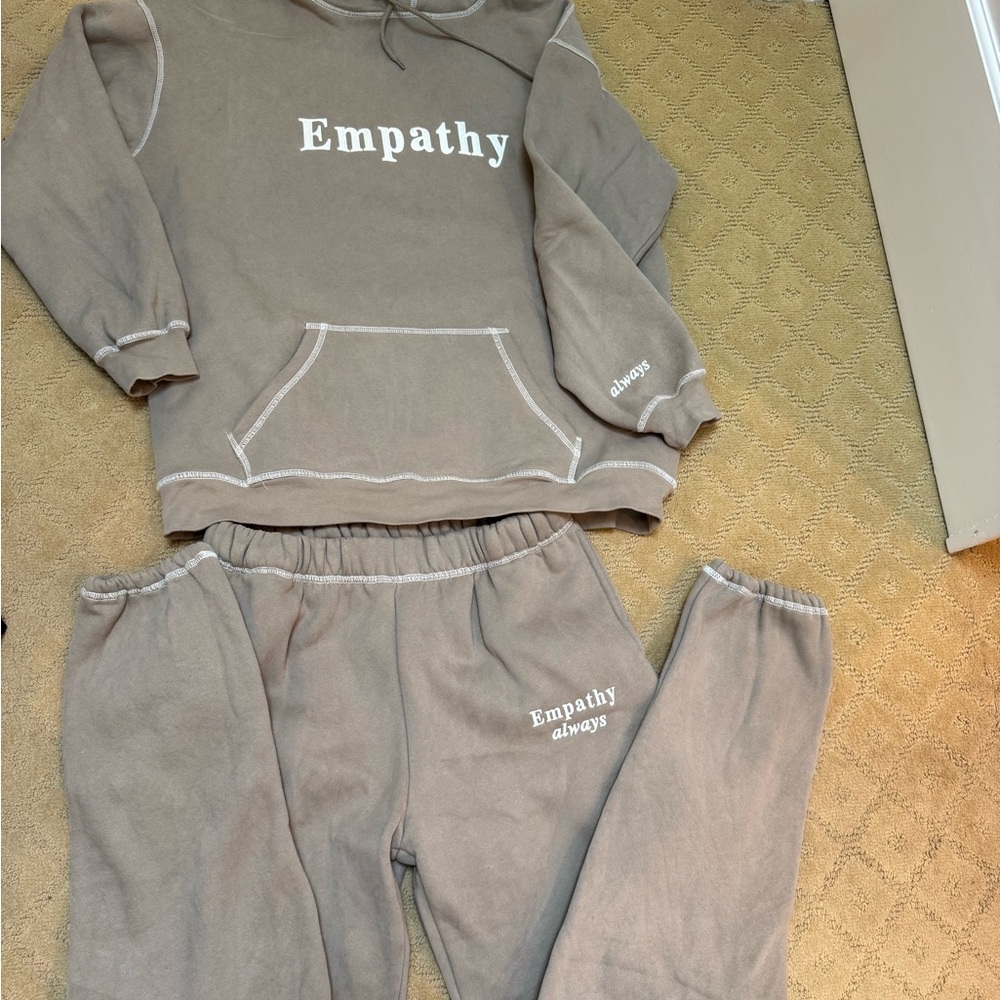 Sweats set - Taupe Cozy Sweatshirt and Sweatpants for Everyday Comfort